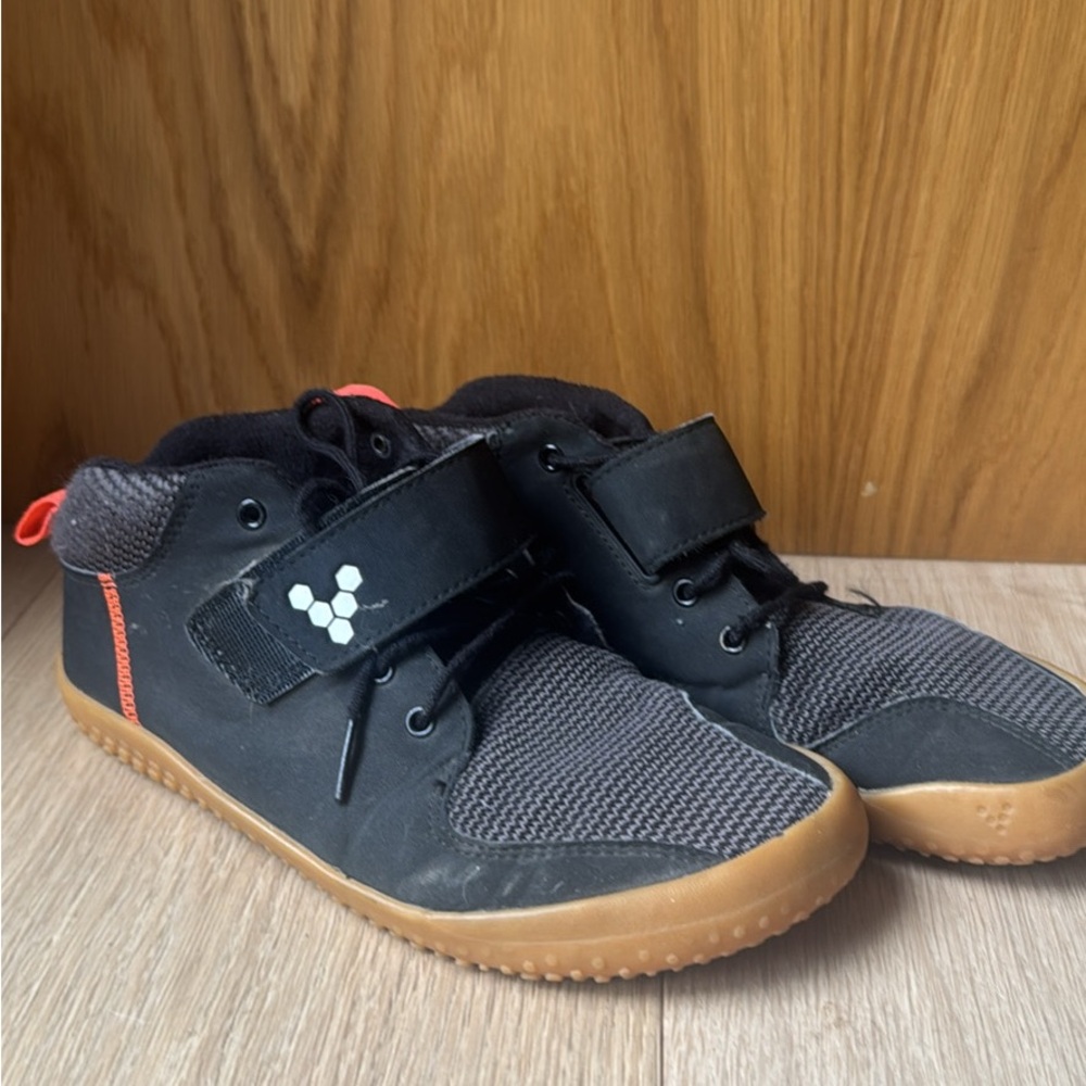Vivo barefoot Black and Tan Minimalist Sneakers with Wide Toe Box